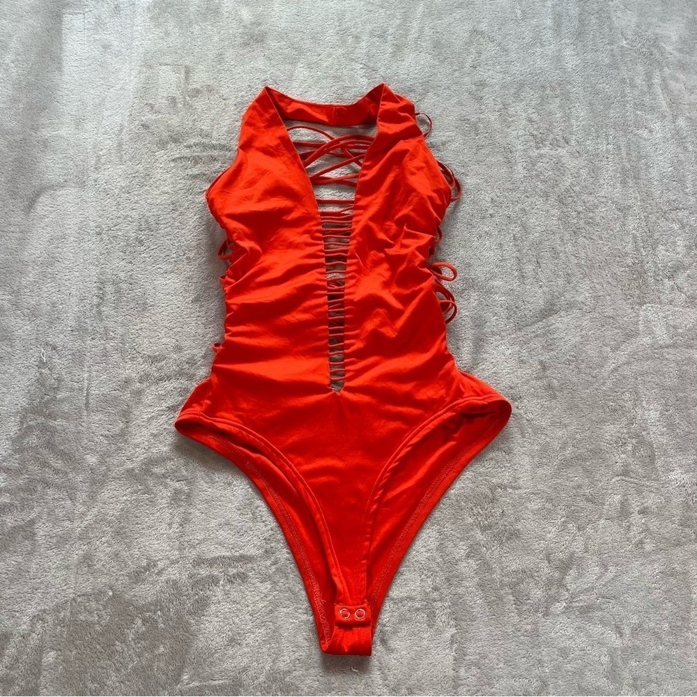 Solaris Style Bodysuit L Orange Statement Piece Cage Back Deep V Festival
